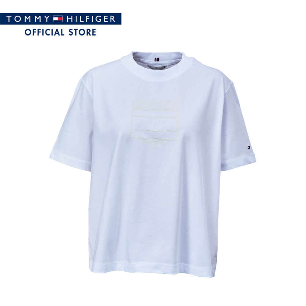 Tommy Hilfiger Women Tee Model WW0WW45525 YCF - White ราคา 2,331 บาท*ส่งฟรี