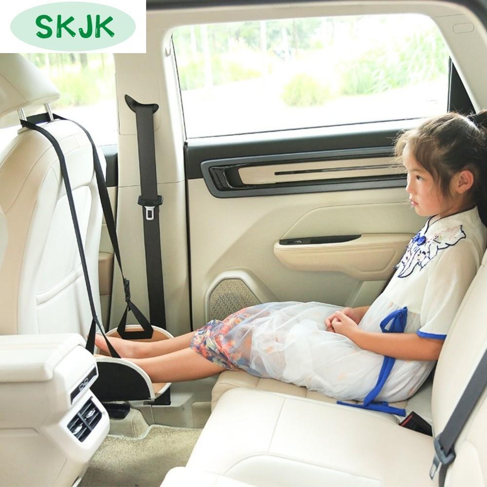 SKJK การแขวน ที่วางเท้าในรถสำหรับเด็ก ขนาดที่ใช้ได้กับทุกแบบ การออกแบบที่ปรับเปลี่ยนได้ เก้าอี้วางเท้าแบบพกพา สบาย สไตล์การ์ตูน ที่พักเท้าเบาะหลัง การใช้งานสำหรับการเดินทาง ราคา 342 บาท*ส่งฟรี