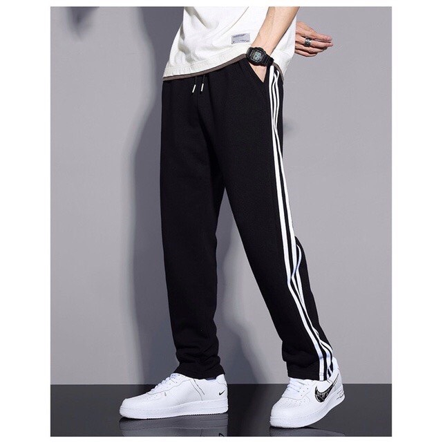 Loose-Fitting Elastic Pants Come in Large Sizes. - 8