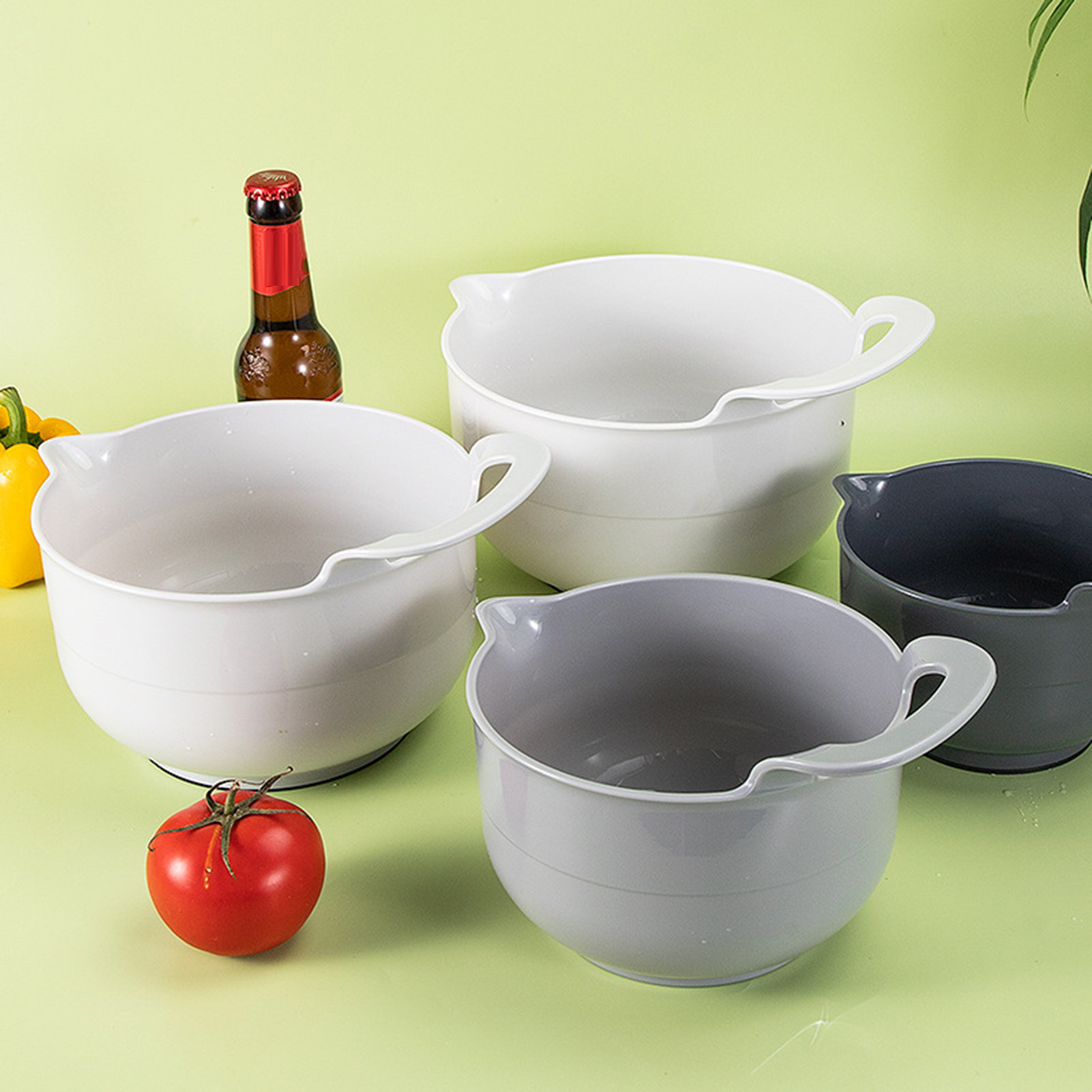 PENNYJ Nesting Mixing Bowls Salad Bowl Set Non-slip Mixing Bowls Set with Pour Spout Handle Bpa-free Dishwasher Safe Salad Bowl for Cooking Baking 4pcs