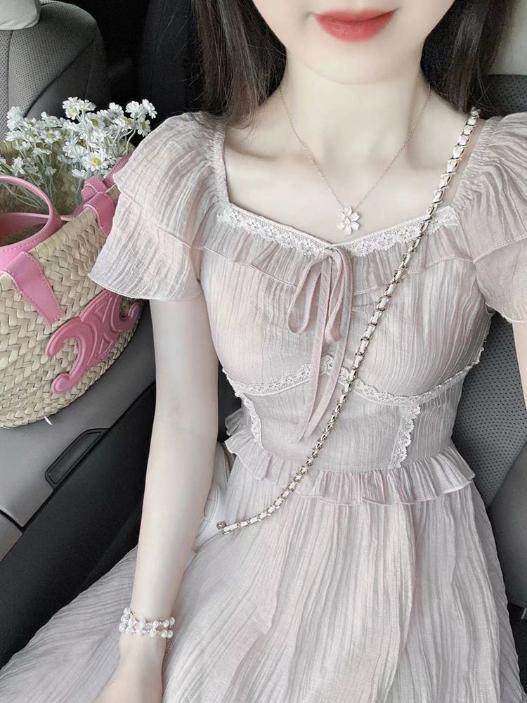Váy may ren màu hồng ngọt ngào với đường viền cổ vuông cho nữ sinh viên mùa hè eo Đầm công chúa