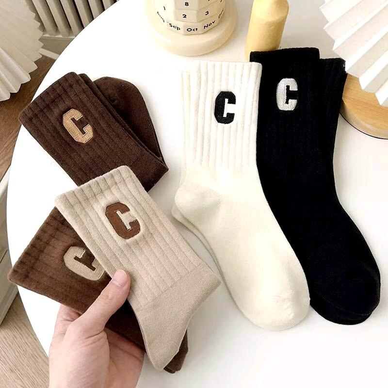   Combo 10 Đôi  Tất Cổ Cao Nữ Họa Tiết Chữ C - Vớ Cổ Cao Nam Nữ Chất Liệu Cotton Co Giãn Thoáng Khí Gia Dụng Số 1 Việt Nam 