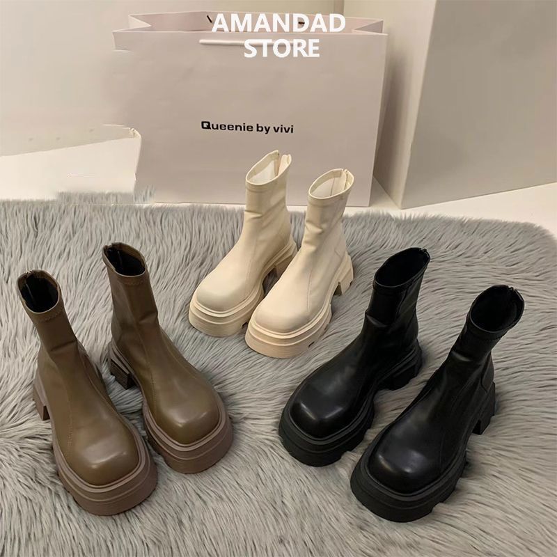 QiaoYiLuo Women's shoes new short boots thick heel original thick sole white round Martin boots ราคา 430 บาท*ส่งฟรี