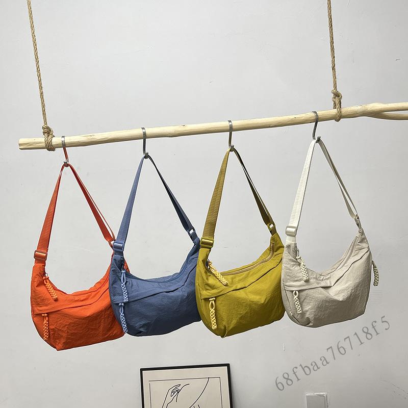 Túi đeo vai nylon màu trơn hợp thời trang - Túi đeo chéo đa năng dành cho nữ