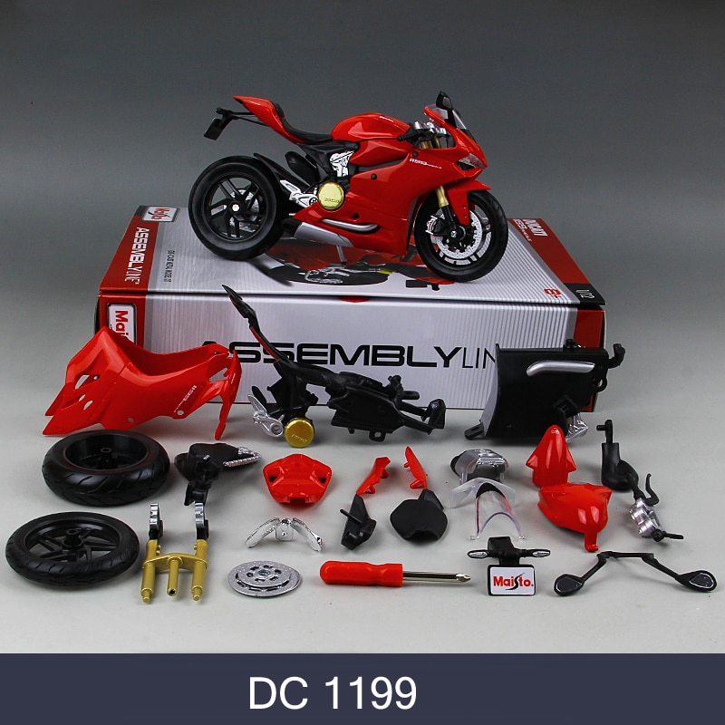 Ducati 1199 696 Motorcycle Model Kit 1:12 scale metal Assembly DIY Motorcycle Bike Model Kit Toy For Gift Collection ราคา 452 บาท*ส่งฟรี