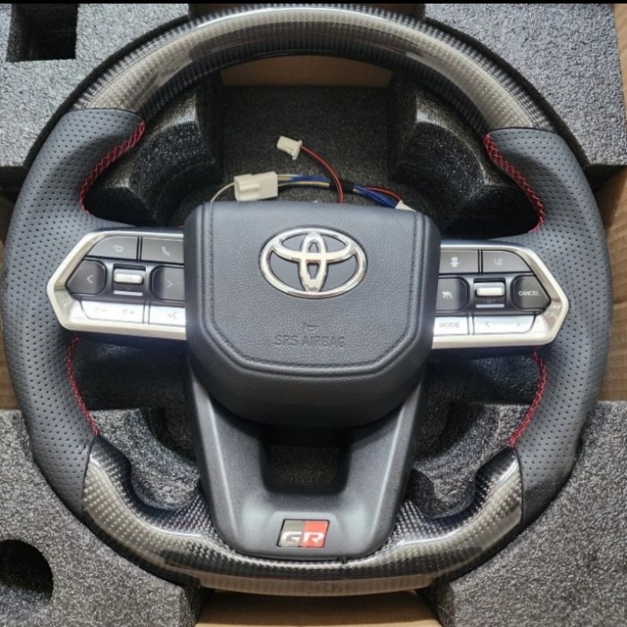STIR CARBON LAND CRUISER LC300 - STEER LAND CRUISER LC300 CARBON - YUNIC STORE Harga 12,970,000 rupiah*Gratis Ongkir