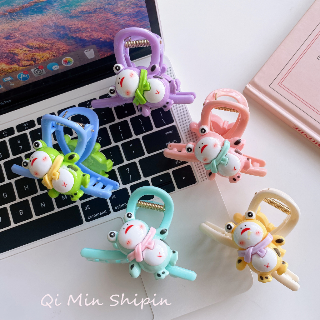 Kẹp tóc càng cua 8cm đính charm ếch, gấu dâu, kẹp cua losto dễ thương - Selenshop