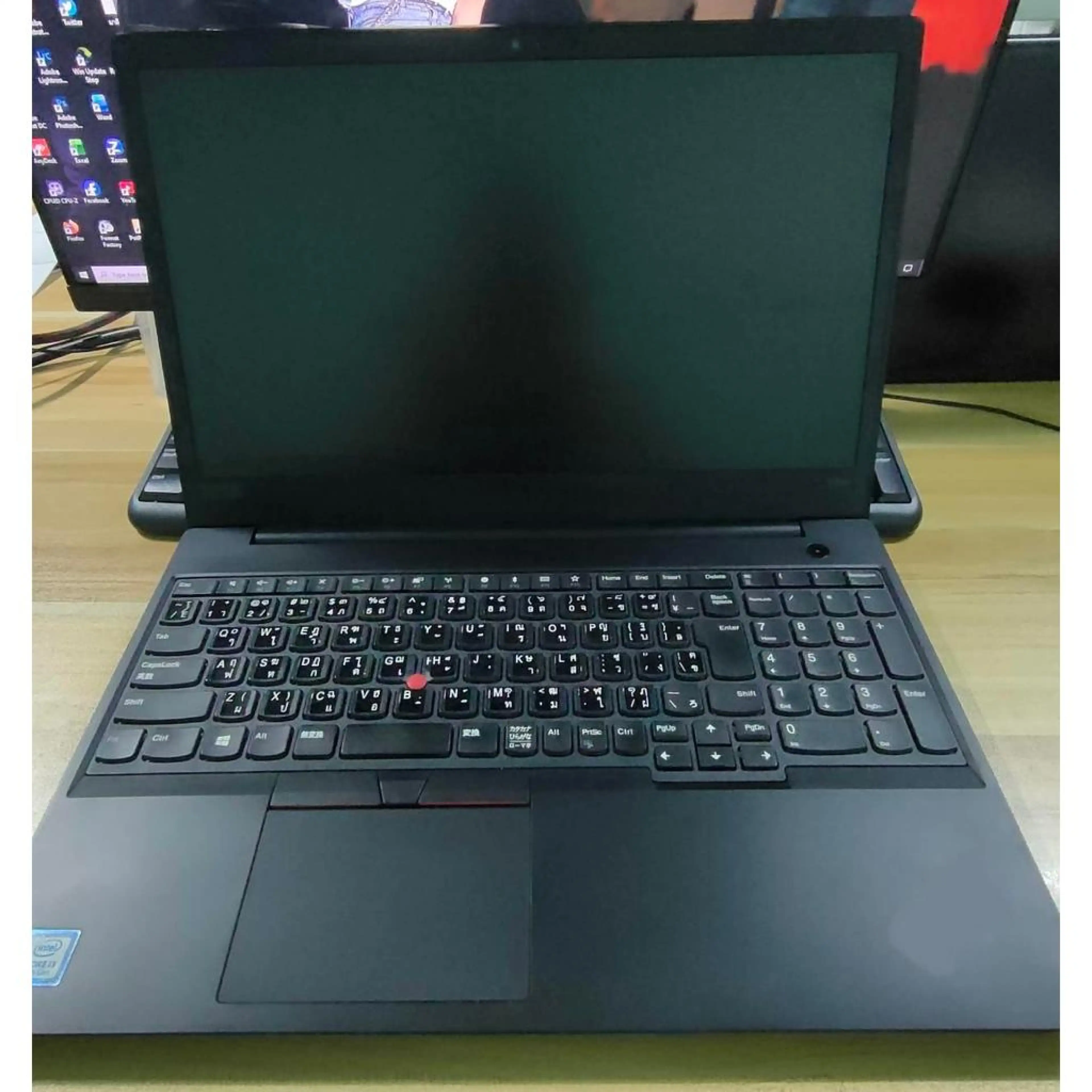 TP00095C E590 I3 G8/8/128G Windows 11 proหน้าจอขนาด 15.6 นิ้ว 5,290