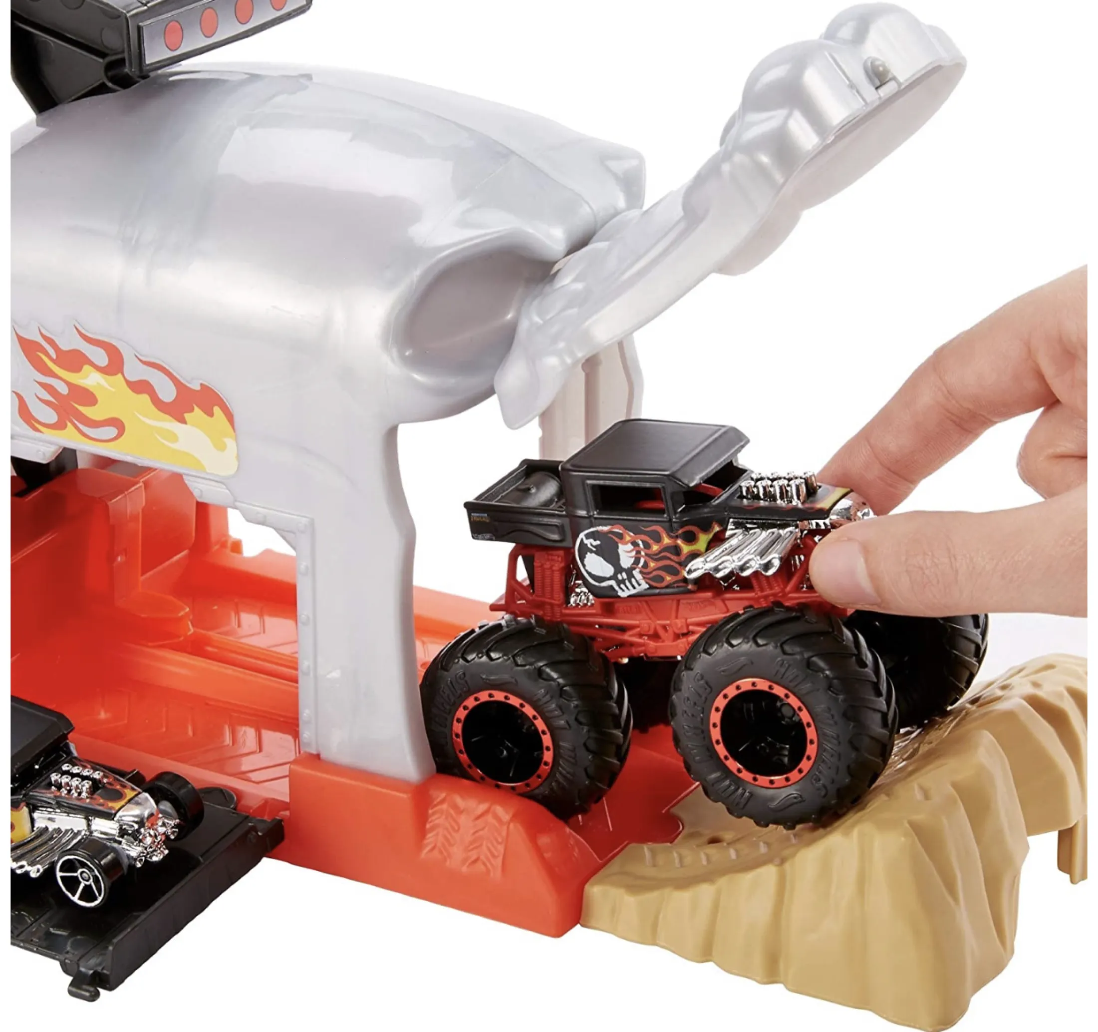 hot wheels pit and launch