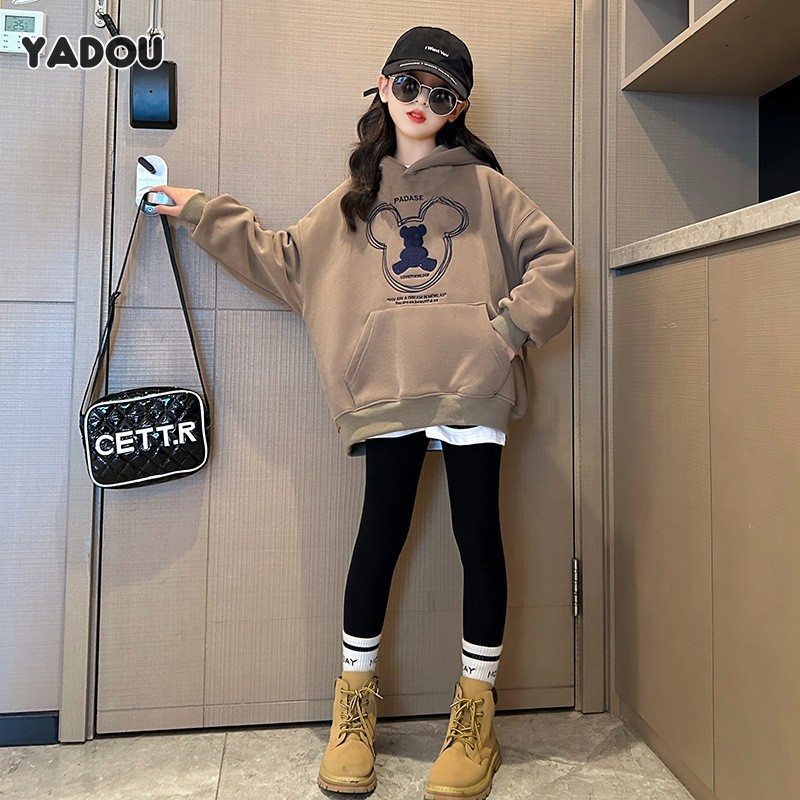 Yadou mùa đông cô gái gấu áo nỉ có mũ cá mập đen quần hai bộ chi tiết vừa và lớn trẻ em rộng giản dị