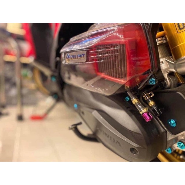Ống xả cặn pô e gắn Vario  AB  Click  Vision  SH  Scoopy