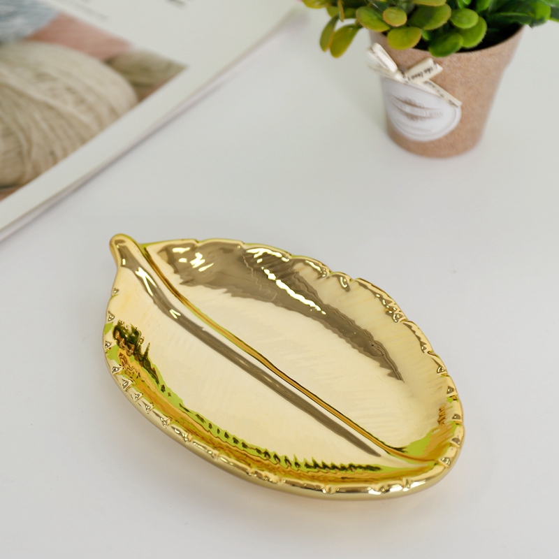 Decorative Gold Leaf Ceramic Plate Dish Porcelain Candy Trinket Dish Jewelry Fruit Serving Tray Storage Plate Crockery Tableware