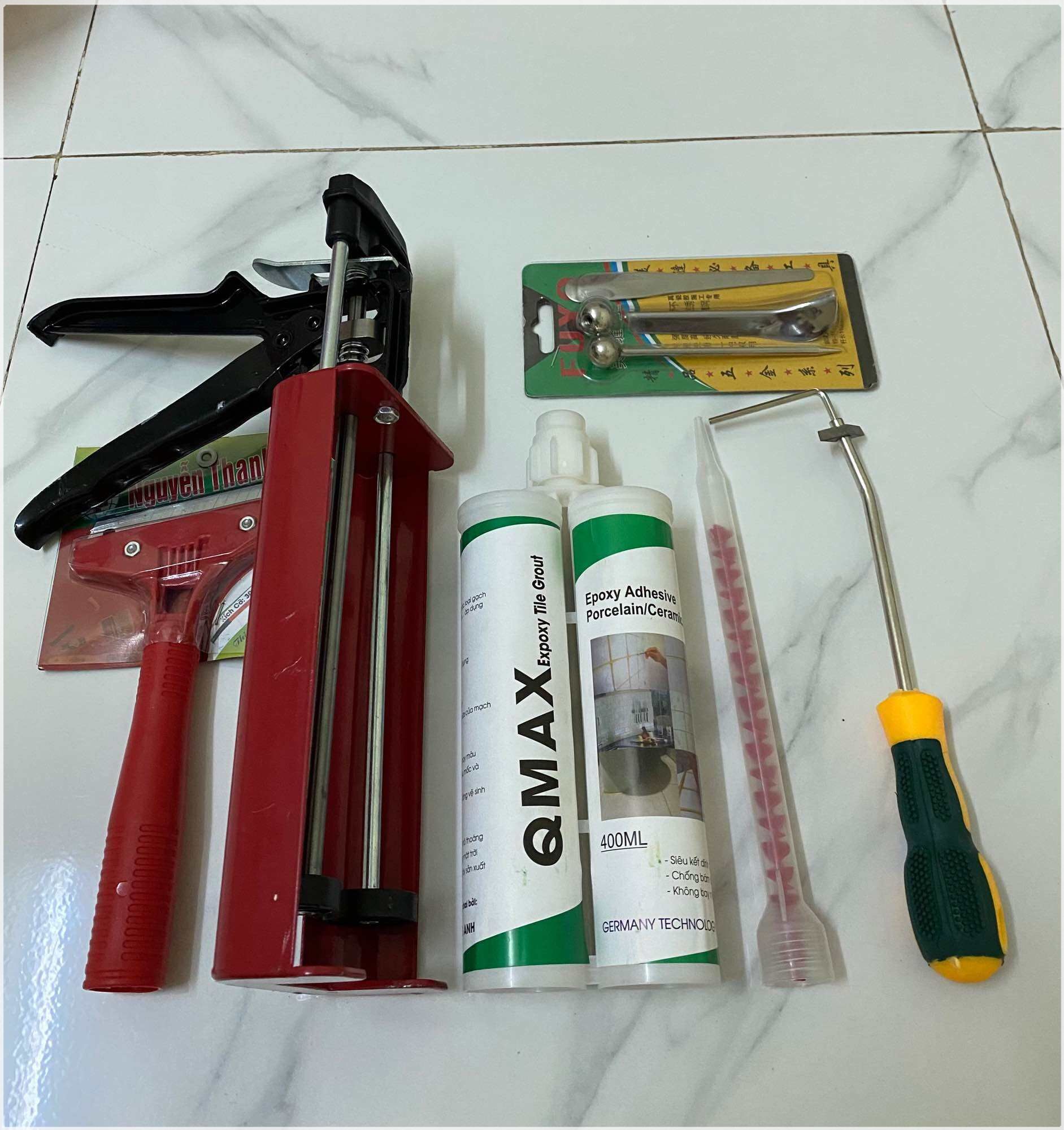 Combo keo chít mạch ,keo chà ron gạch epoxy 2 thành phần, chống thấm, bám bẩn .