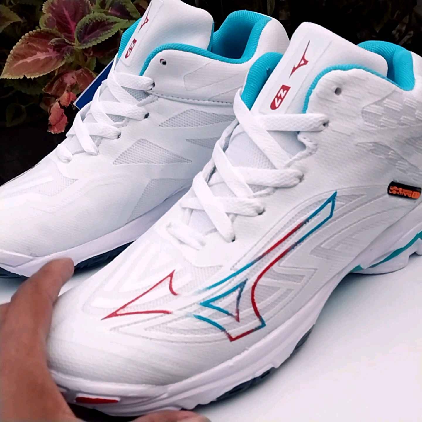 Sepatu Voli Wanita Mizuno Wave Linghting Z7 Sepatu Voly Mizuno