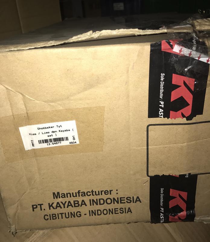 SHOKBEKER TOYOTA VIOS DPN KYSU ST8827Z KAYABA ( SET ) -54877 Harga  1,640,000 Ringgit*Penghantaran Percuma