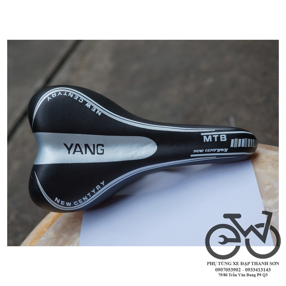Yên xe đạp thể thao Yang giao màu ngẫu nhiên