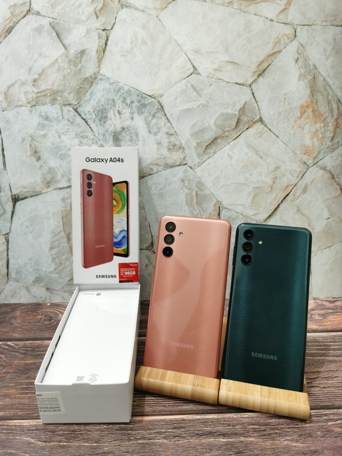 SAMSUNG A04S RAM 4/64 FULLSET MURAH ISTIMEWA Harga 1,490,000 rupiah*Gratis Ongkir