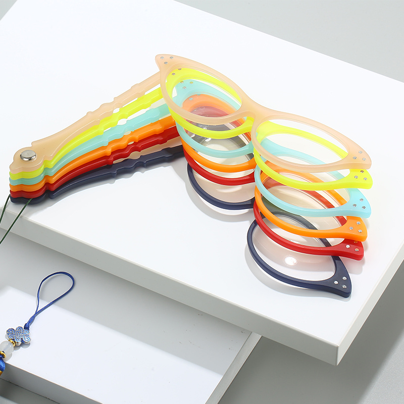 HS0003 6 Pairs of Glasses In One Suite From +1.0 To +3.5 Handheld Public Use Guest Use Client Use Convenient Use Multi-Functional Walking Glasses PC Temples Vivid Color Presbyopia Unisex Men Women Corrective Eyeglasses Reading Glasses ราคา 233 บาท*ส่งฟรี