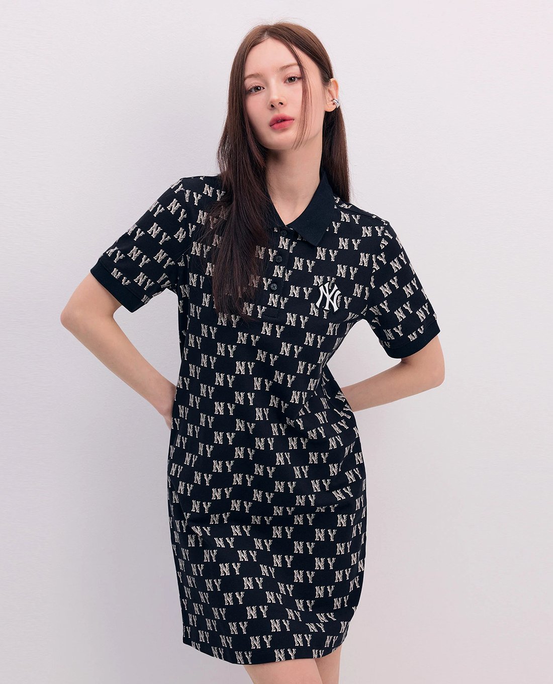 MLB - Đầm polo nữ cổ bẻ tay ngắn mini Mono Monogram Piqué 3FOPM0143-50BKS