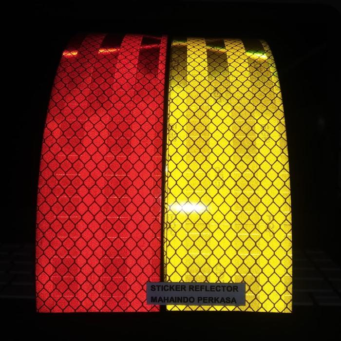 3M EGP REFLECTOR UJI KIR FUSO WING BOX - STIKER MOBIL 1 SET - RansShop22 Harga 1,196,000 rupiah*Gratis Ongkir