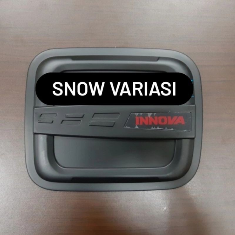 Tank Cover Tutup Tangki Bensin Toyota Inoova Hitam Black 2004 - 2014 Harga 60,000 rupiah*Gratis Ongkir
