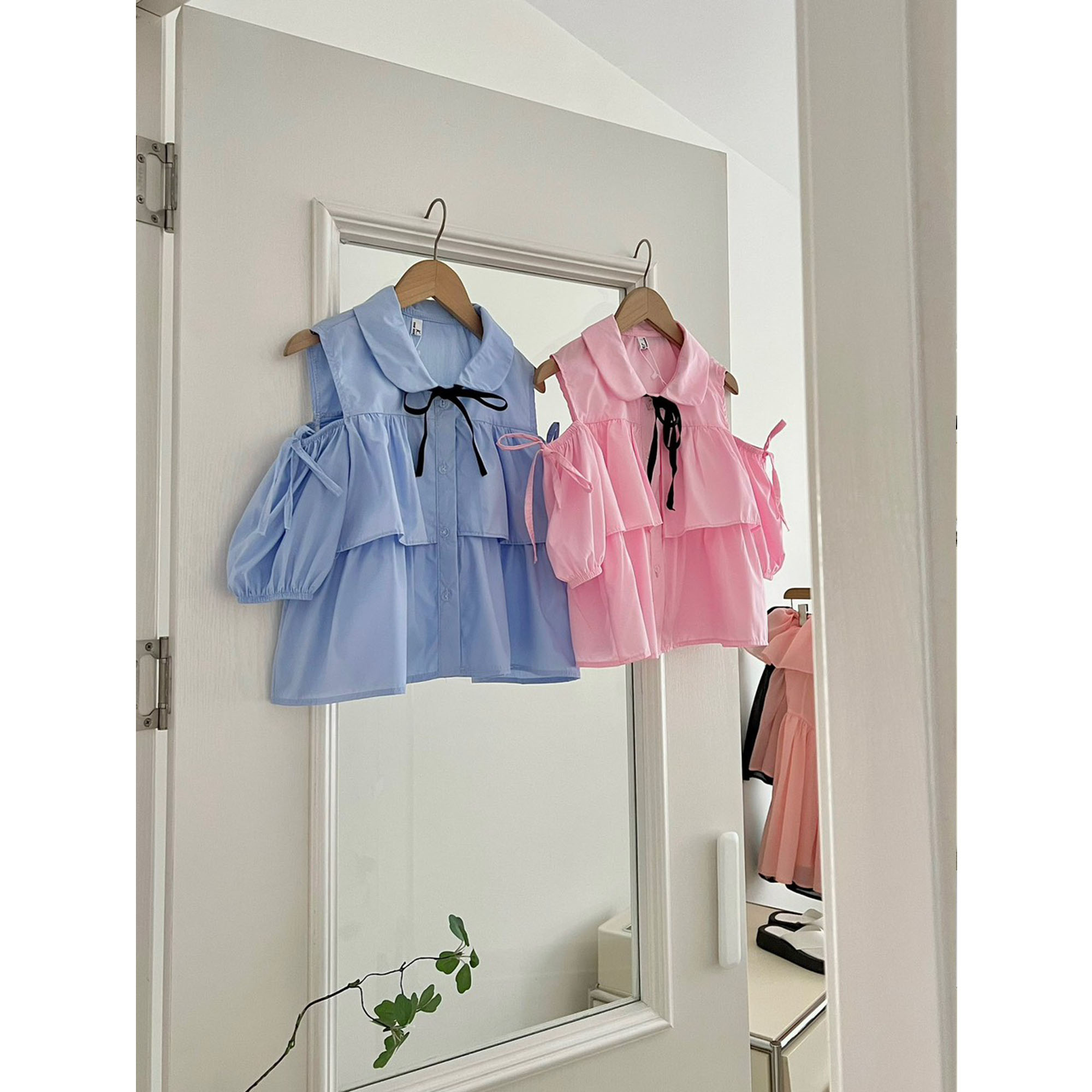 Áo Sơ Mi Dáng Ngắn Croptop Chất Liệu Dáng Babydoll Tầng Hở Vai Áo Babydoll Mặc Đi Chơi Kiểu Tiểu Thư