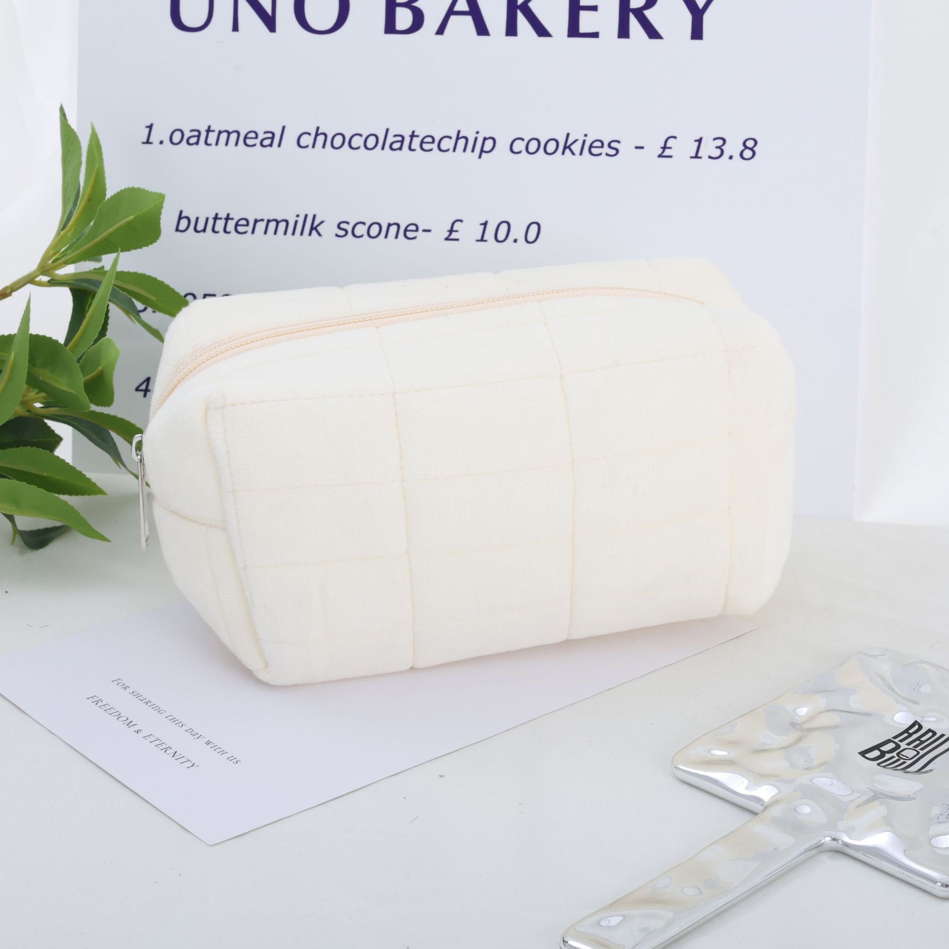 KAIHUA Kotak Pensil Make Up Pouch Pillow Korea Kotak Pensil Sleting Velvet Aesthetic TF112
