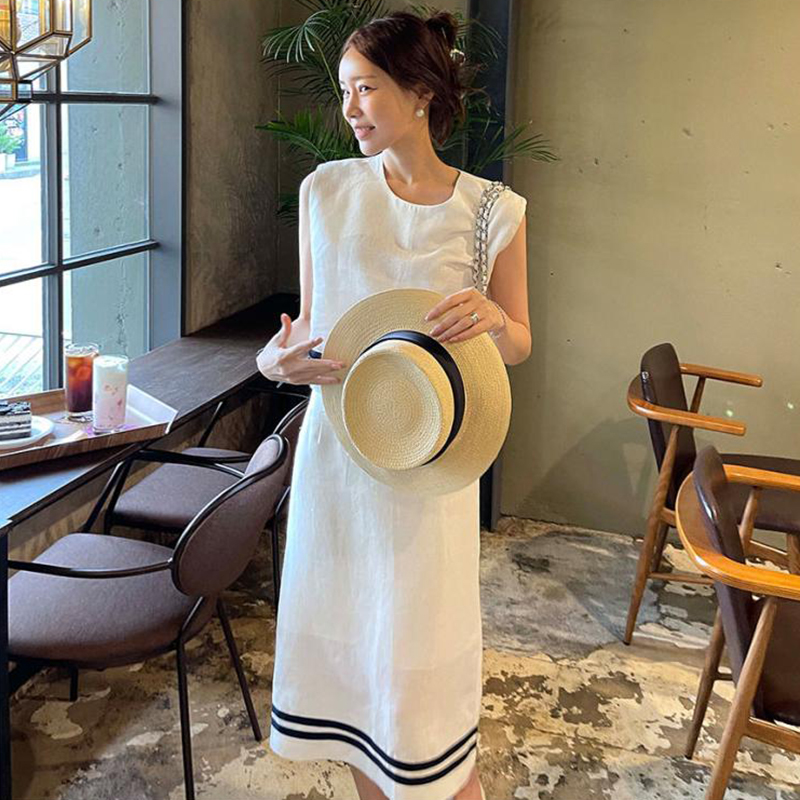 Áo Ba Lỗ Không Tay Sọc Tương Phản Dễ Phối Khí Chất Mùa Hè Chic Hàn Quốc Bộ Váy Ôm Hông Cạp Cao