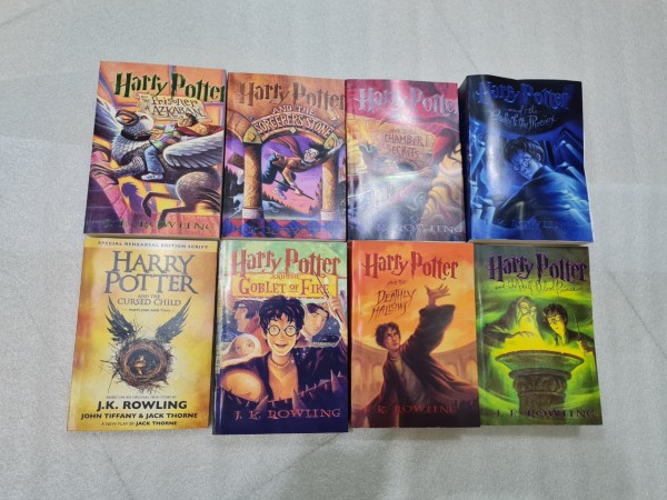 Harry Potter - bộ 8 cuốn sách in