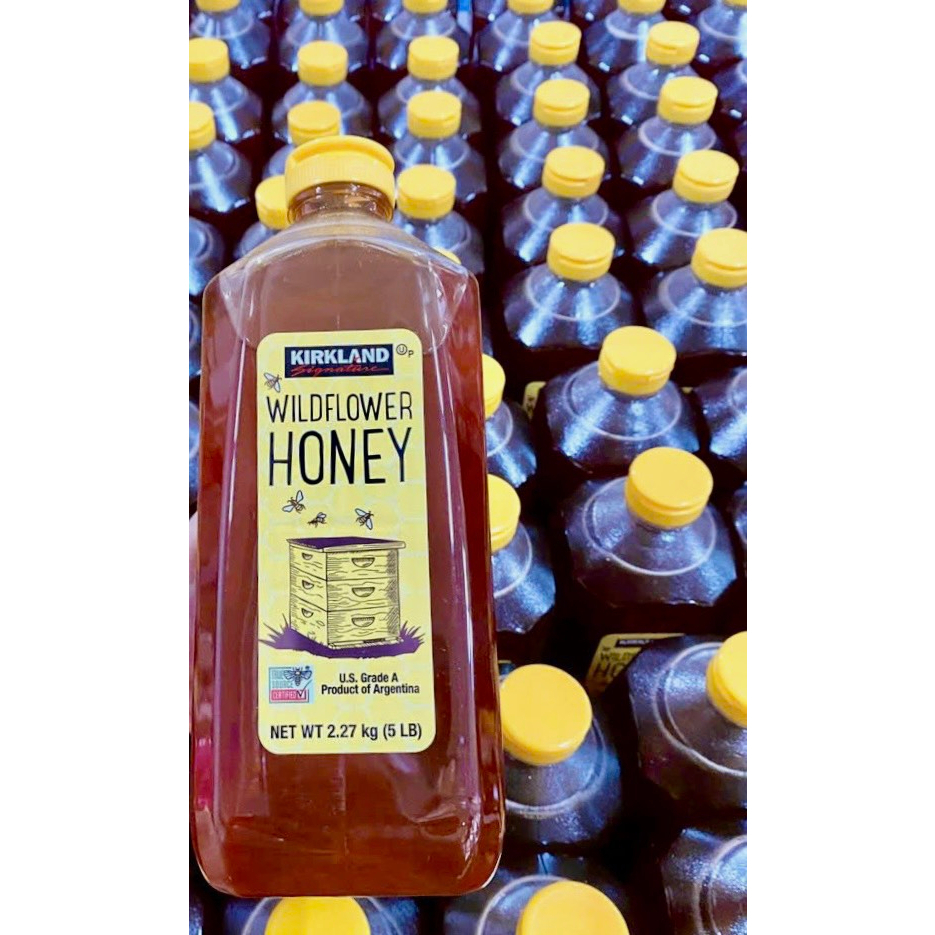 MẬT ONG NGUYÊN CHẤT KIRKLAND WILDFLOWER NHẬP MỸ 2.27KG ● Mật ong nguyên chất chứa nhiều chất chống oxy hoá quan trọng, giúp giảm nguy cơ đau tim, đột quỵ, một số loại ung thư và cũng có thể thúc đẩy sức khoẻ mắt.
