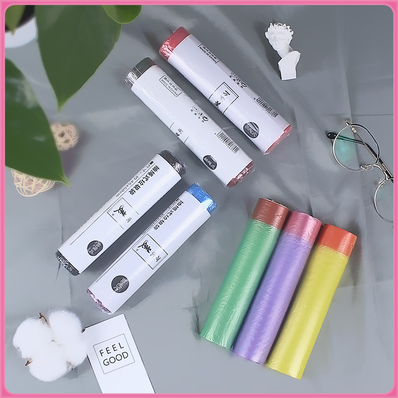 ถุงขยะพกพา 1แพ็ค มี 3 ม้วน (45ใบ) ไม่มีกลิ่นฉุน เนื้อเหนียว ไม่สกปรก ใช้งานง่าย ฉีกตามเส้นประ ราคา 8 บาท*ส่งฟรี