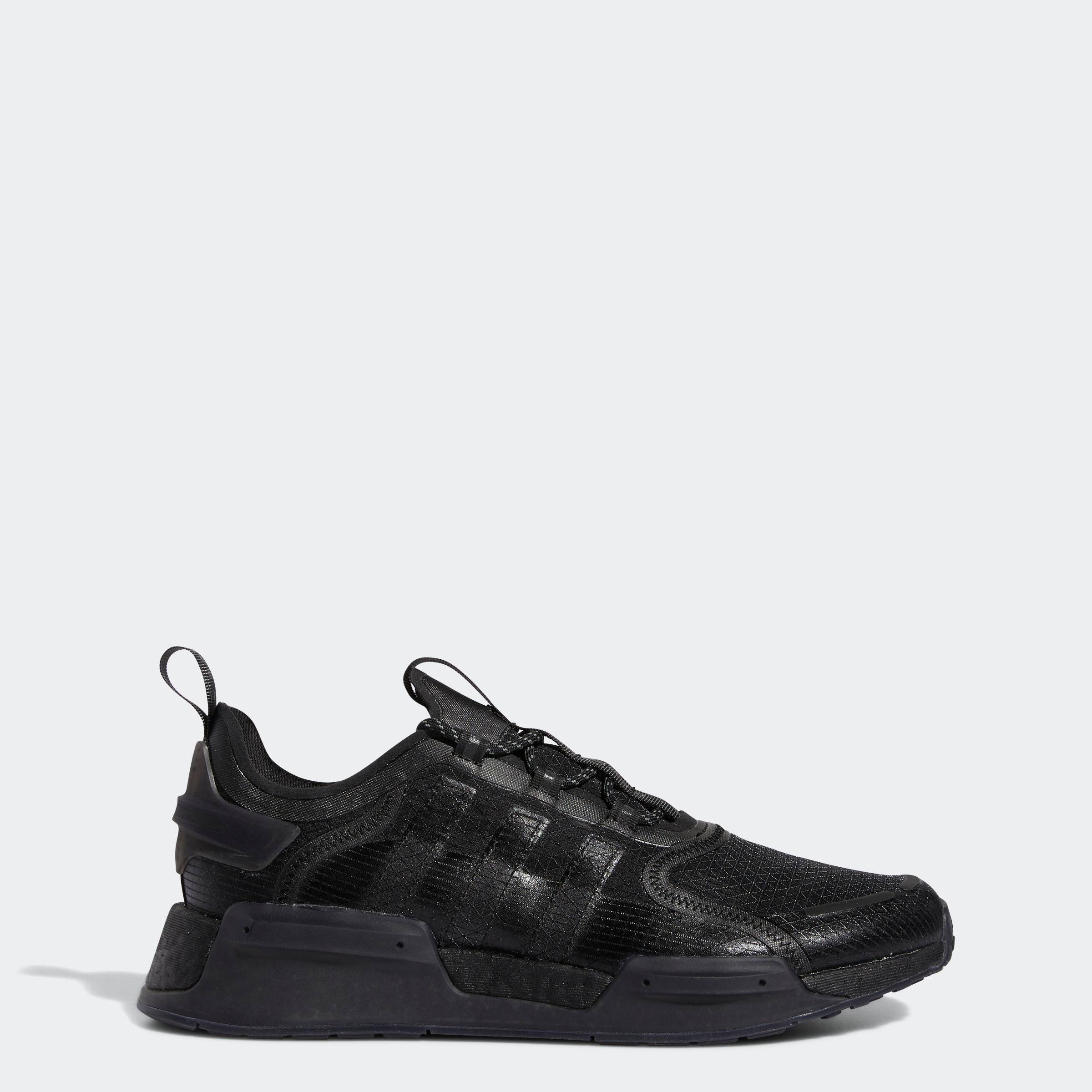 adidas Lifestyle NMD-V3 Shoes Men Black GX3373 ราคา 5,700 บาท*ส่งฟรี