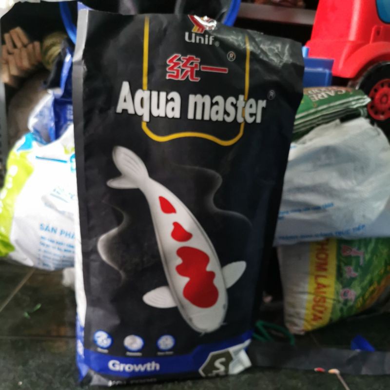 Cám aquamaster lẻ 1kg cho cá