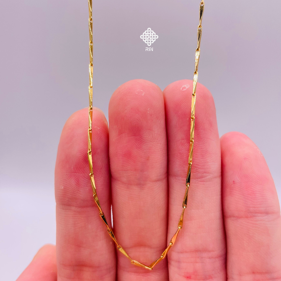 Dây chuyền titan mỏng 1 li Vòng cổ titan thanh mảnh 1 li mũi tên màu 18k hoặc trắng không phai mà có