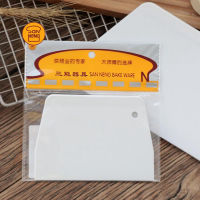 Sanneng SN4052 - Plastic Dough Scraper (Hard) 13.5cm x 9.5cm