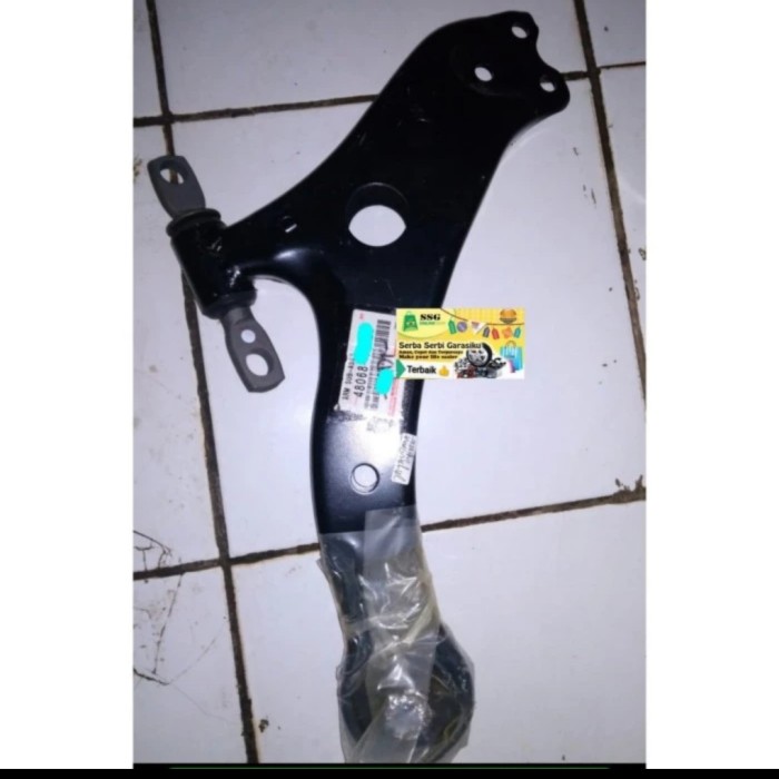 sayap lower arm Toyota Alphard Vellfire ANH20 2008-2015 original Giá 3,250,000 Đồng*Miễn phí vận chuyển