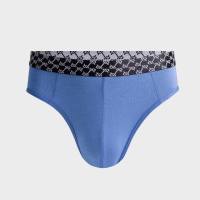 Quần Lót Briefs Nam Aristino thiết kế tinh tế kiểu dáng đơn giản ôm gọn gàng - ABF090