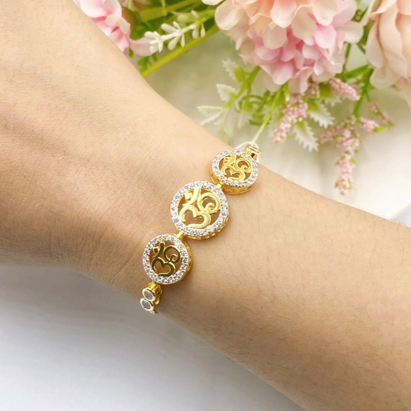 nirichstore Om Bracelet️Enhances luck, wealth, success, free size, gold bracelet 0240 ราคา 679 บาท*ส่งฟรี