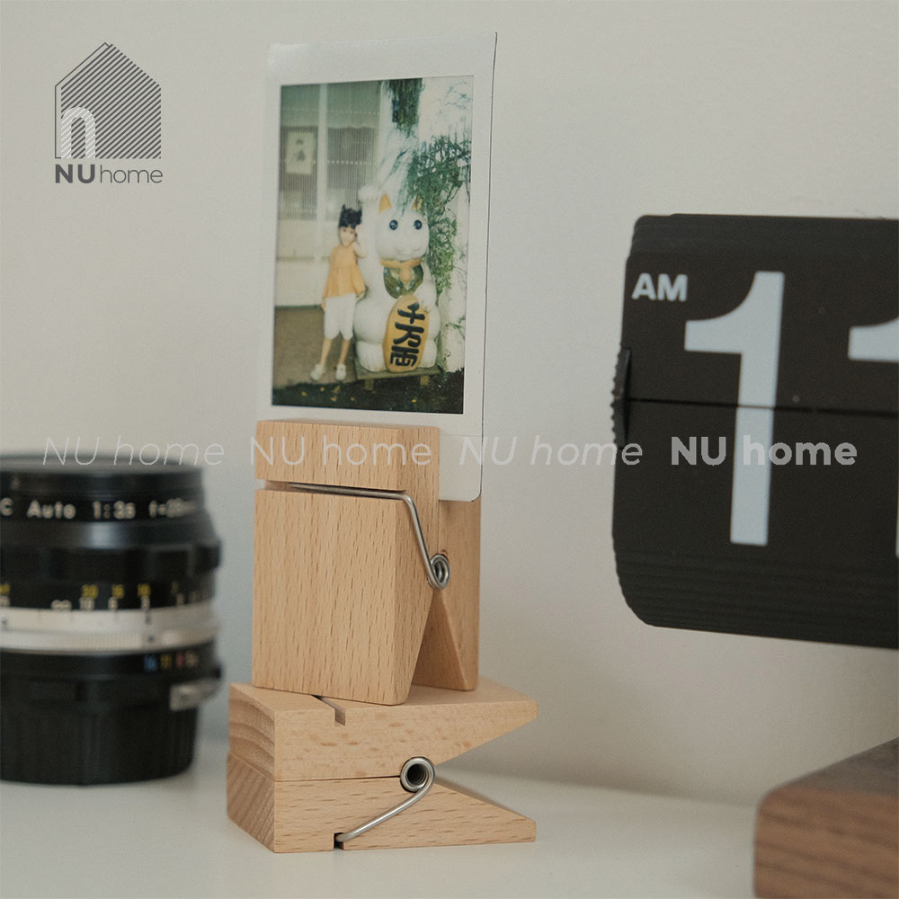 Đế gỗ kẹp ảnh, giấy note - Kura | nuhome.vn | chân gỗ kẹp ảnh được thiết kế độ đáo đẹp mắt bằng chất liệu gỗ tự nhiên