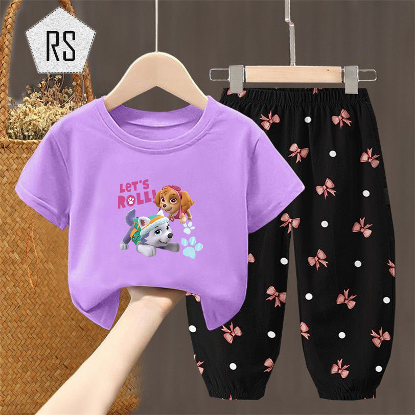 REALSELF เสื้อผ้าเด็กผญ เสื้อยืดเด็กผญ ลายสุนัขน่ารัก เสื้อแขนสั้นคอกลมผ้าฝ้ายสําหรับเด็ก + กางเกงขายาว24321 - ยี่ห้อ REALSELF ราคา 100 บาท*ส่งฟรี