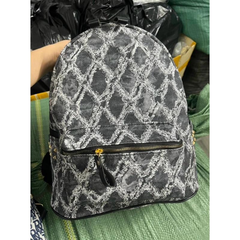 Balo da,hoạ tiết giả Jean bò hottrend SIZE 40 đựng vừa A4 Laptop Bag