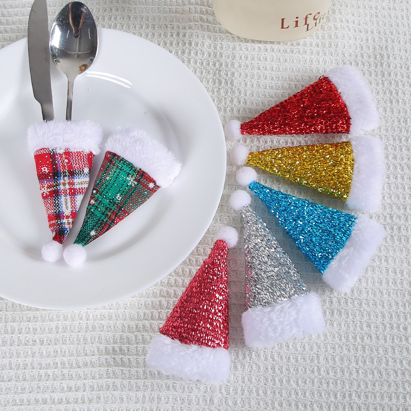 Christmas Baubles Christmas Snow Globes Christmas Wreaths Christmas Stockings Christmas Tree Ornaments