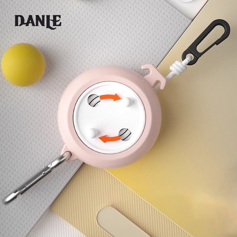 Hotels and guesthouses always have cool clothes hanging ropes, portable travel clothesline artifacts, outdoor business trips and indoors ราคา 104 บาท*ส่งฟรี