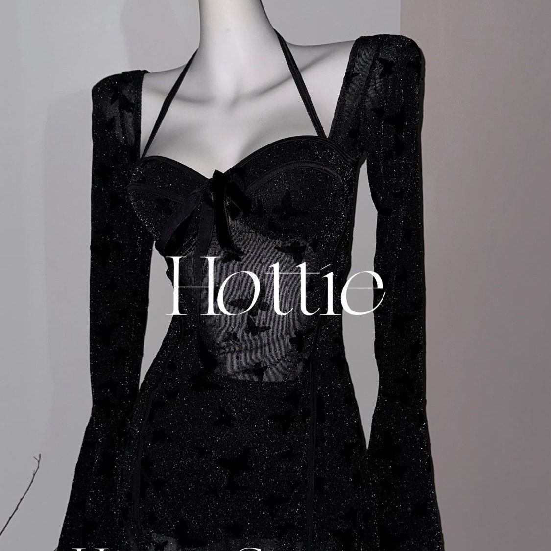 [เทศกาลสงกรานต์]ชุดว่ายน้ำสองชิ้นพิมพ์ลายผีเสื้อสีดำ Fine Flash High Sensation Skirt Style Songkran Festival ราคา 571 บาท*ส่งฟรี