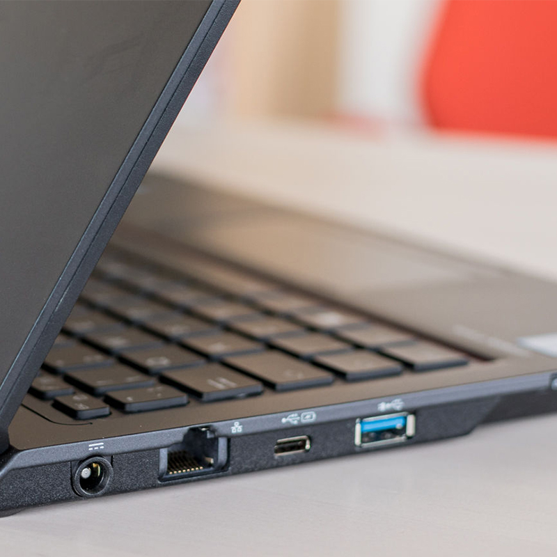Fujitsu Lifebook P727 Touchscreen Laptop | Intel Core i5-7th Gen
