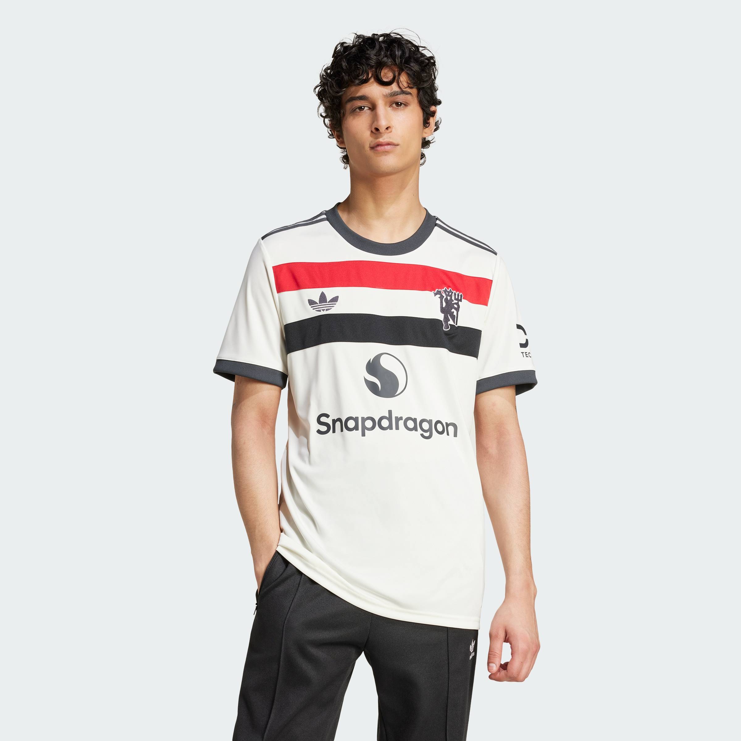   CHỈ 15-17.12-MUA 2 GIẢM 25%  adidas Bóng đá Áo Đấu Thứ Ba Manchester United 24 25 Nam trắng IY7806 