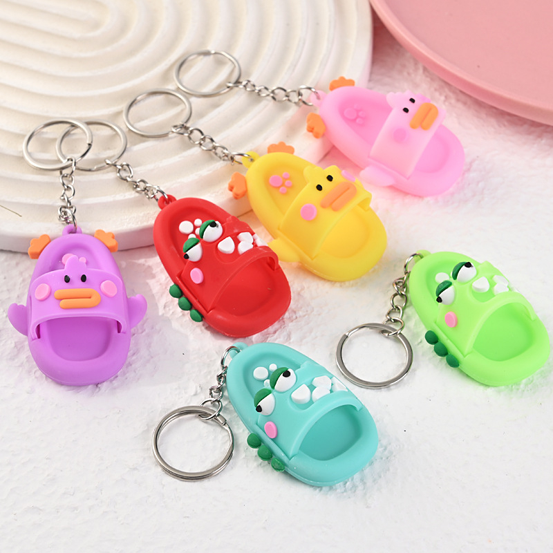 Móc khóa dép hình con vật cute