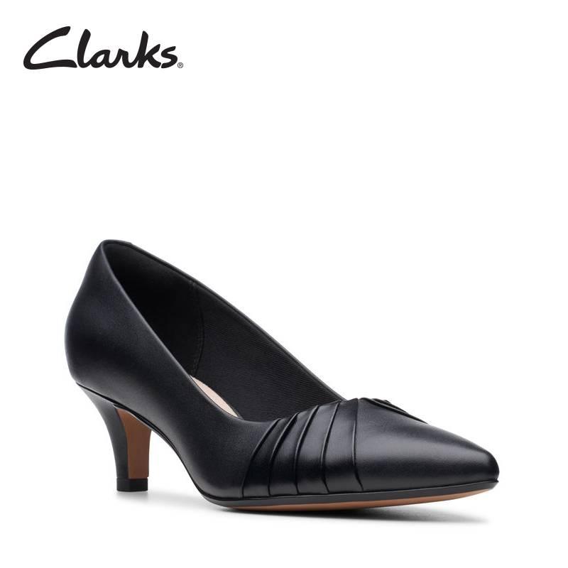 find clarks shoes