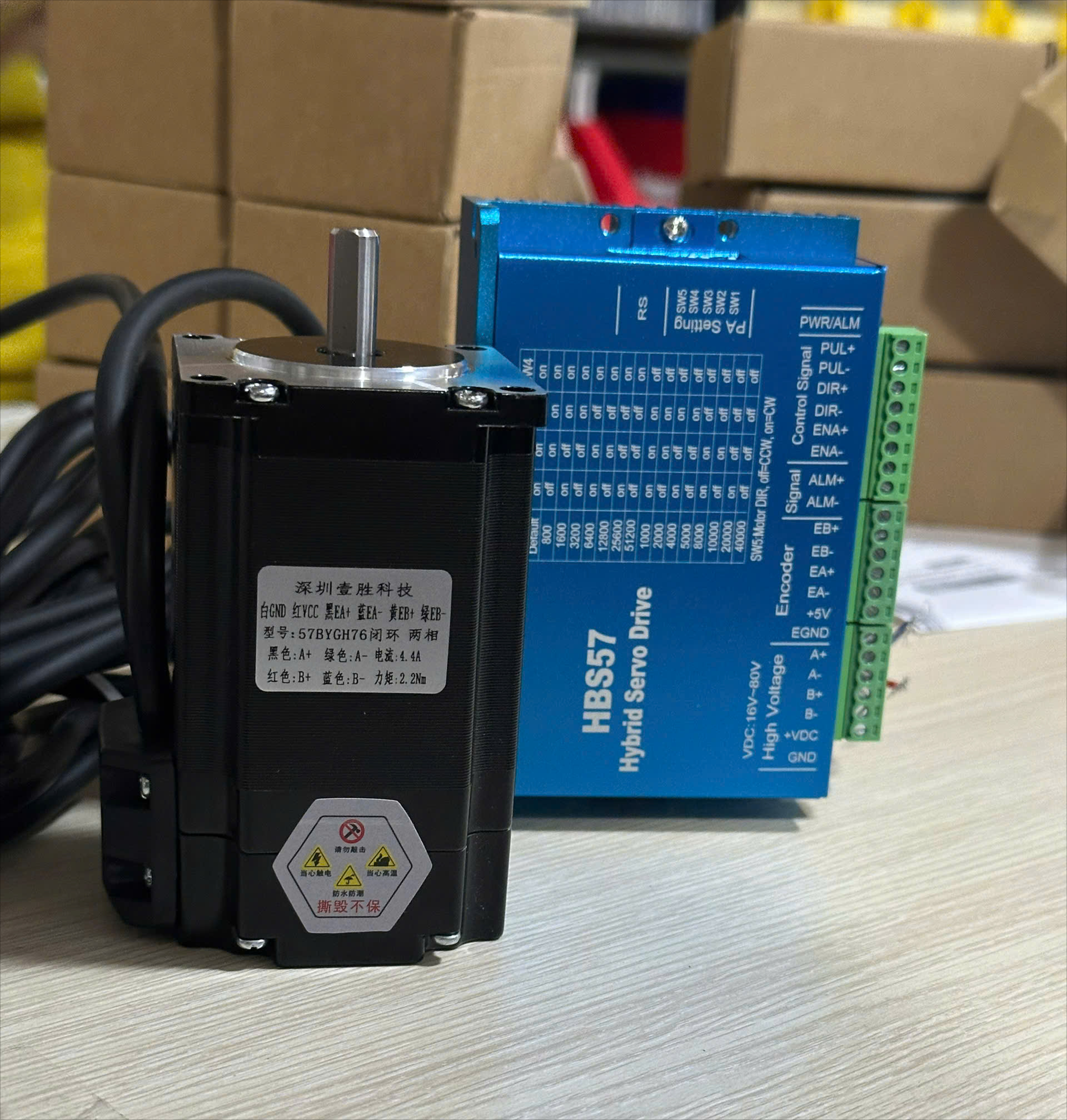Bộ Động Cơ Bước Vòng Kín 57 2.2N.m với HBS57 và Mã Hóa - Hiệu Suất Cao Cho Tự Động Hóa - 3m
