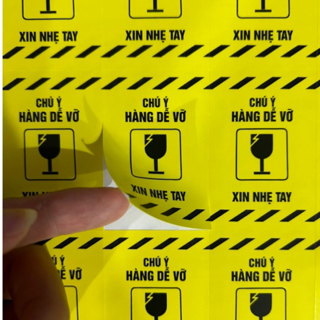 Hàng dễ vỡ tem nhãn dán decal chú ya hàng dễ vỡ